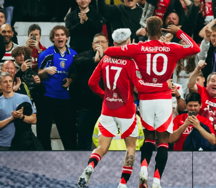 包含曼联告负出局，欧冠急塌英勇无用的词条